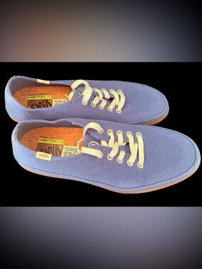 Vans Light Blue Knit Sneakers with Orange Sole and Cream Laces Size 12